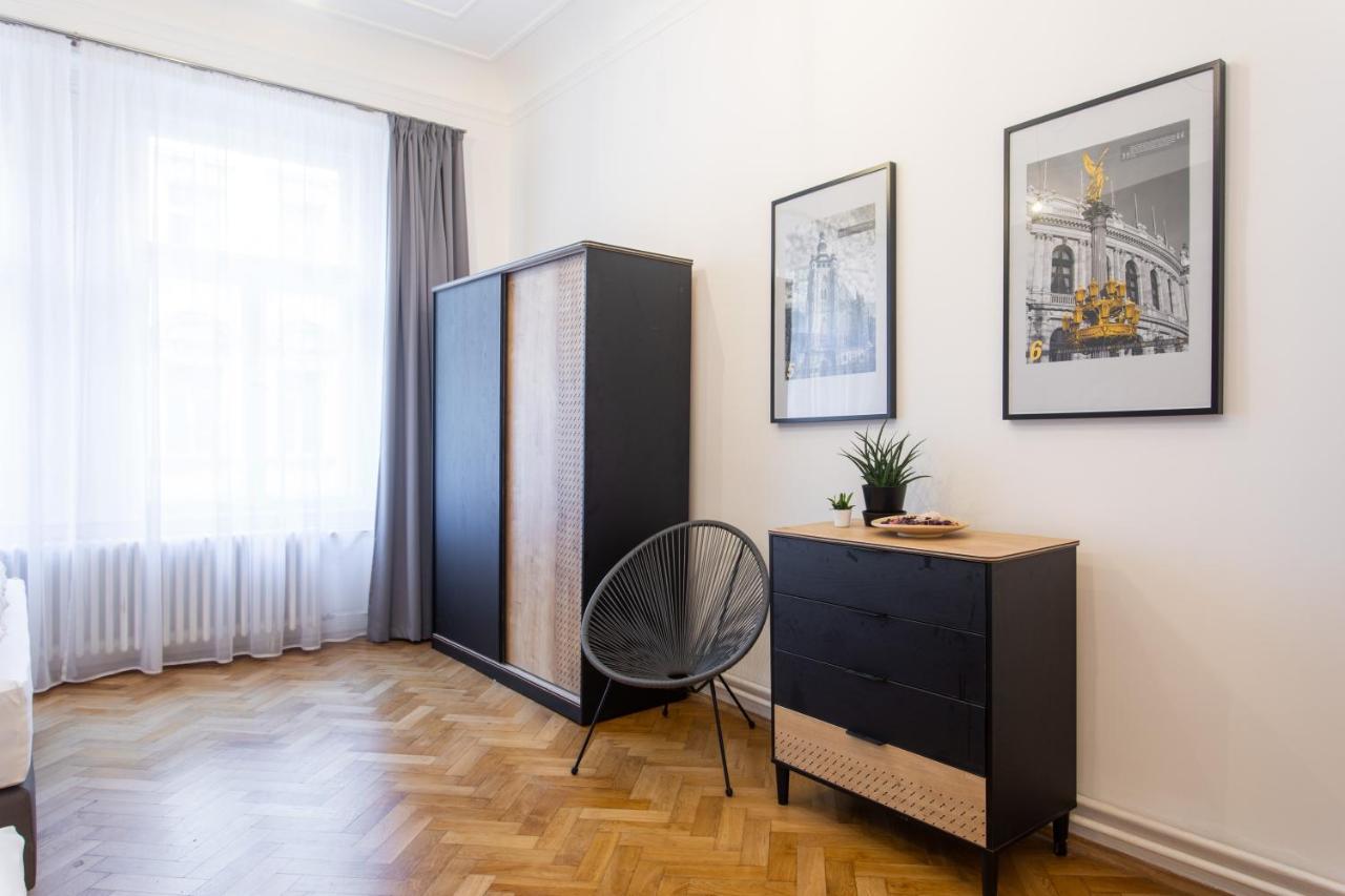 Spacious Near The River Praha